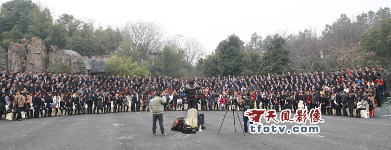 杭州合影集体照摄影合影站架租赁集体照站台出租